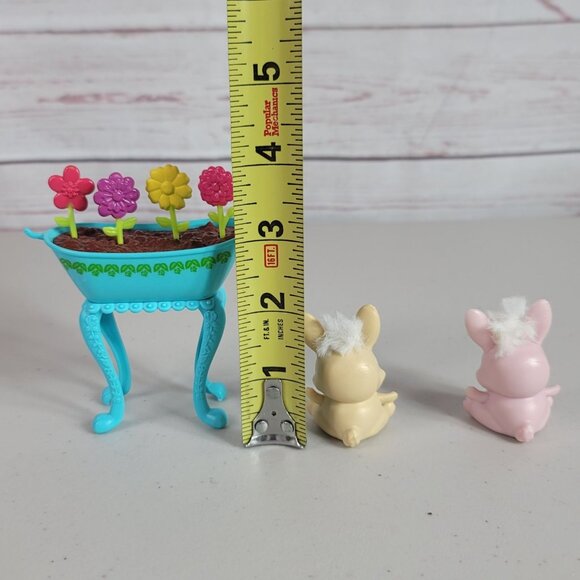 Enchantimals Fluffy Bunny & Bree Bunny Dolls Pet Bunny Garden Magic Replacement - Picture 10 of 11